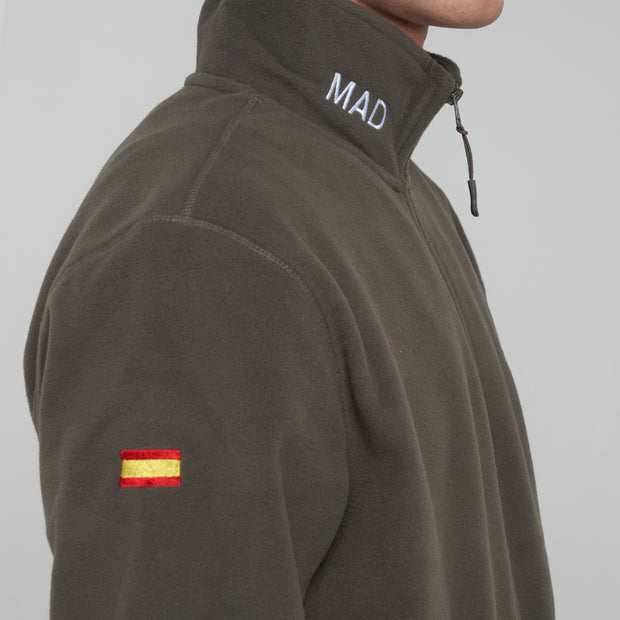 Mezzo ½ | Olive